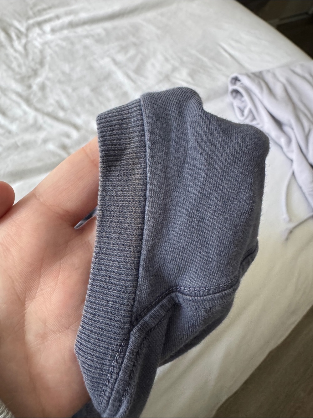 Brandy Melville 4 Piece Bundle - Picture 7 of 8
